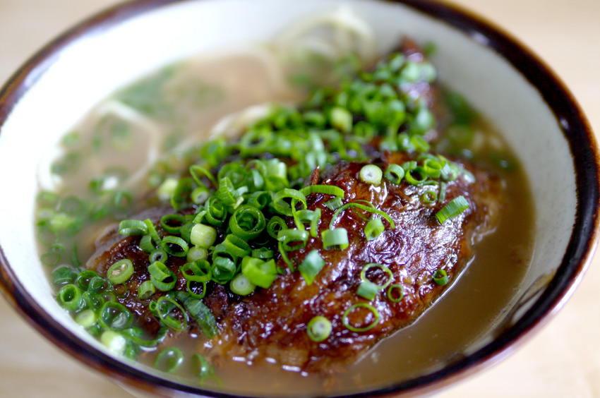 石垣島・明石食堂、沖縄そば好き開眼必須のソーキそば！！！【10】