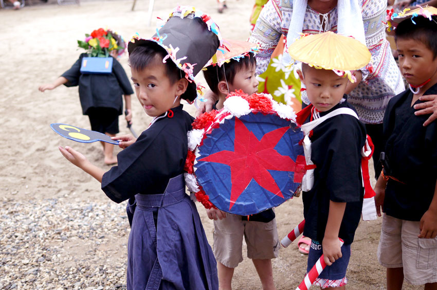 【実際に行ってみた】雨の来島と豊年祭。【奄美大島・加計呂麻島 女もつらいわ 03】